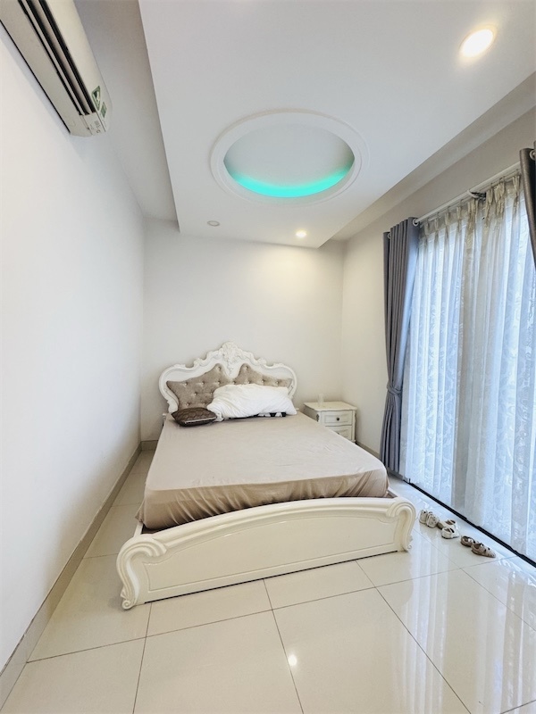 Bán nhà hẻm 6m Bình Thạnh: 4.5x18m, 4 Tầng, Nhà Mới - Giá Tốt
