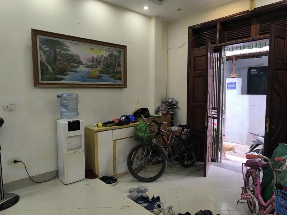 Bán nhà Quận Ủy - 4 Tầng, 71m², Giá 11.7 tỷ - Vị Trí Đẹp, Tiềm Năng Lớn