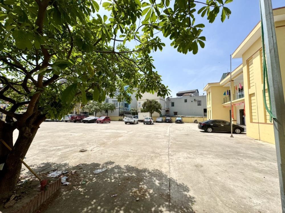 Nhà Phố Hiện Đại, 5 Tầng, 32m², Giá 5.05 Tỷ - Vị Trí Đắc Địa, Gần Gửi Xe Ô Tô