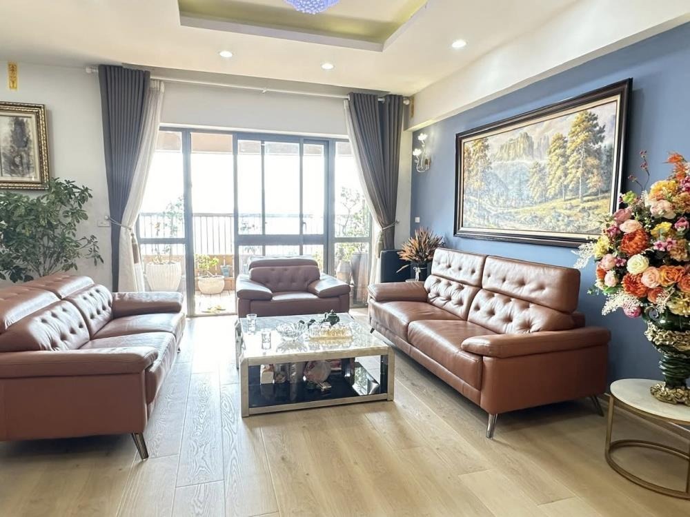 Căn Hộ Cao Cấp CT5C Văn Khê: 3PN, 166m², View Hồ - Giá Tốt