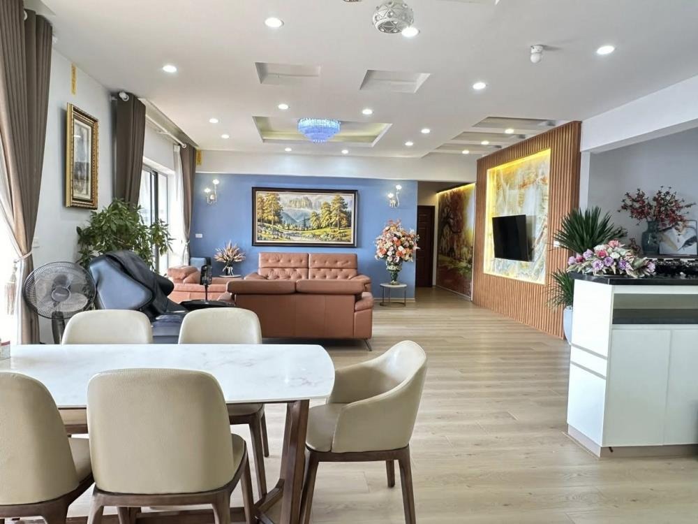 Căn Hộ Cao Cấp CT5C Văn Khê: 3PN, 166m², View Hồ - Giá Tốt