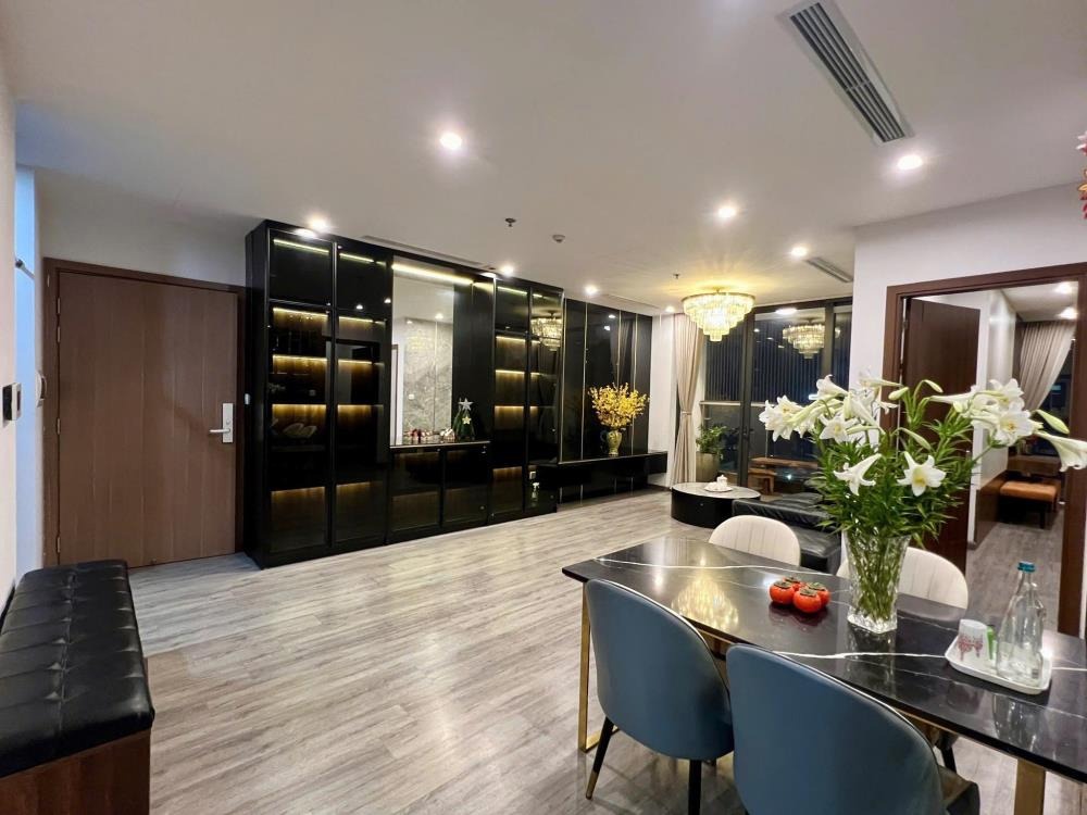 Căn Góc 3PN VinHomes D’Capitale Trần Duy Hưng - Giá 7.6 tỷ