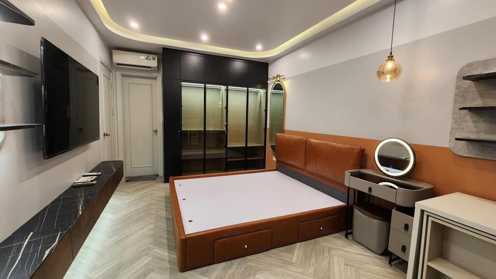 Bán Căn Góc 3PN, 90m2 The Emerald - Vị Trí Đẹp, Giá 6.7 Tỷ