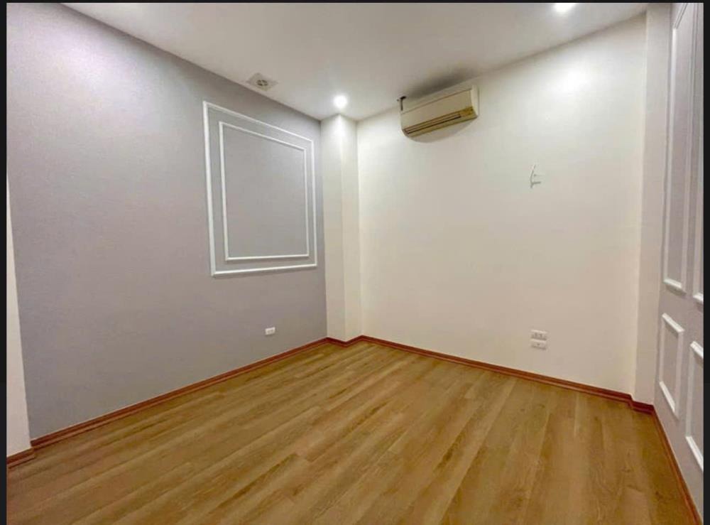 Bán Gấp Lô Đất Góc 50m2 Mặt Tiền Ngô Quyền, Hà Đông - Giá 8.x Tỷ
