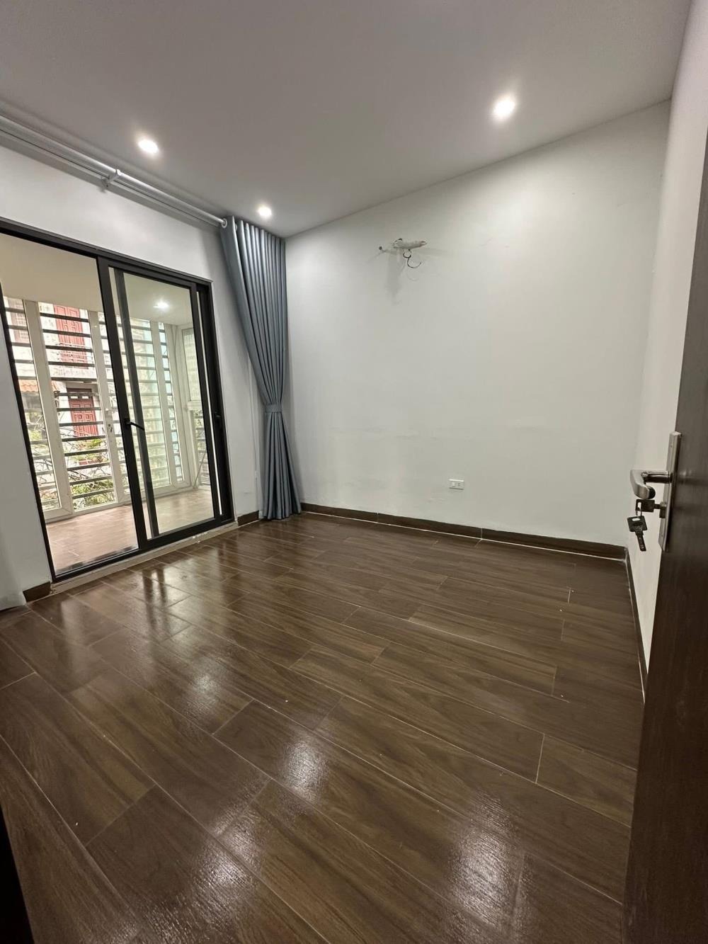 Bán Tập Thể Ba Đình: 4.6 Tỷ, Vị Trí Lõi, Dọn Về Ở Ngay