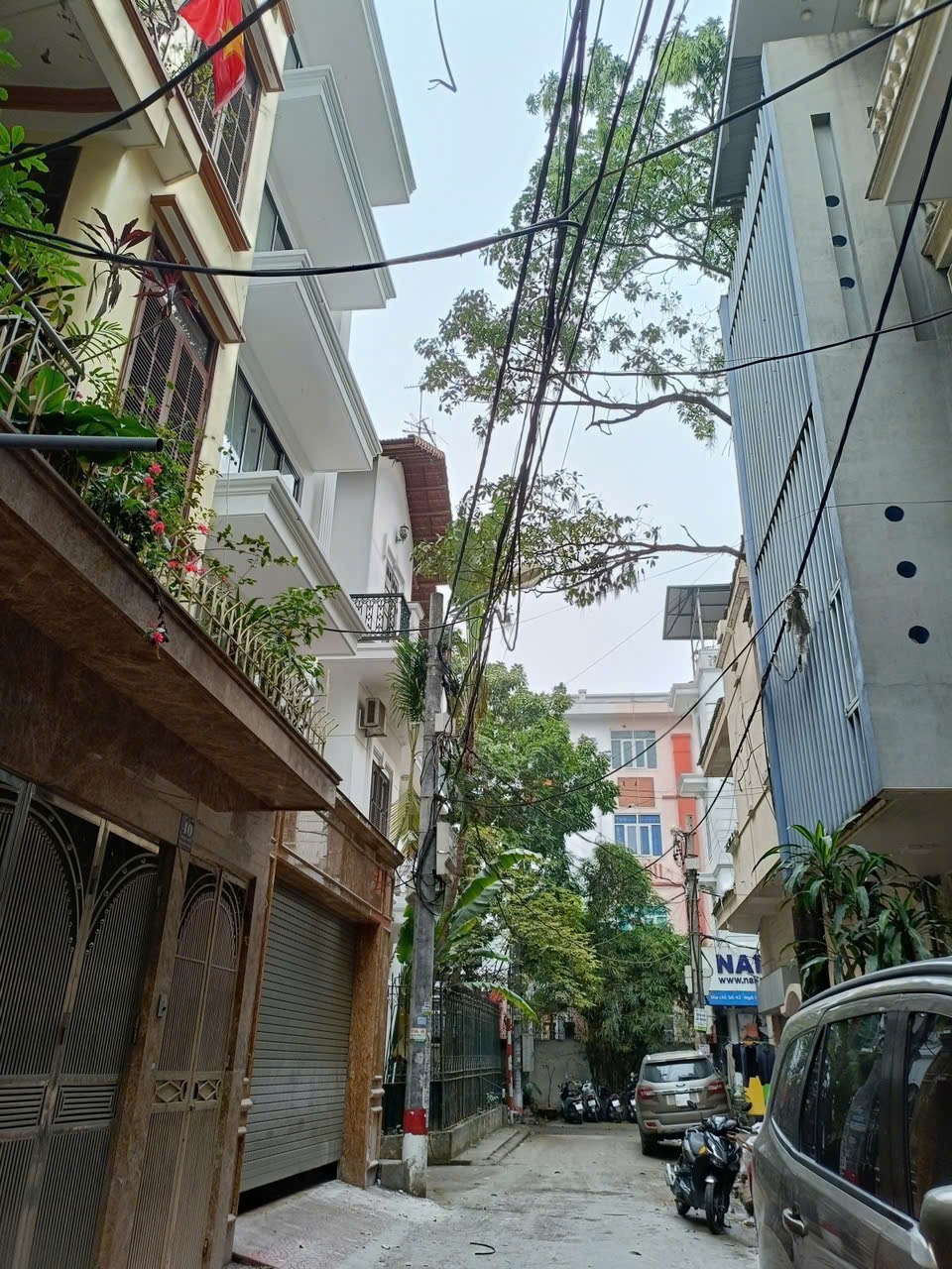 Bán nhà phân lô Hoàng Mai 60m2, 5 tầng, giá 18.9 tỷ - Vỉa hè, kinh doanh