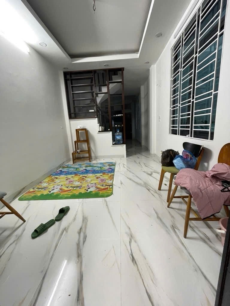 Lô Góc Trích Sài - Bước Ra Ô Tô, Hồ Tây - Giá 13.9 Tỷ