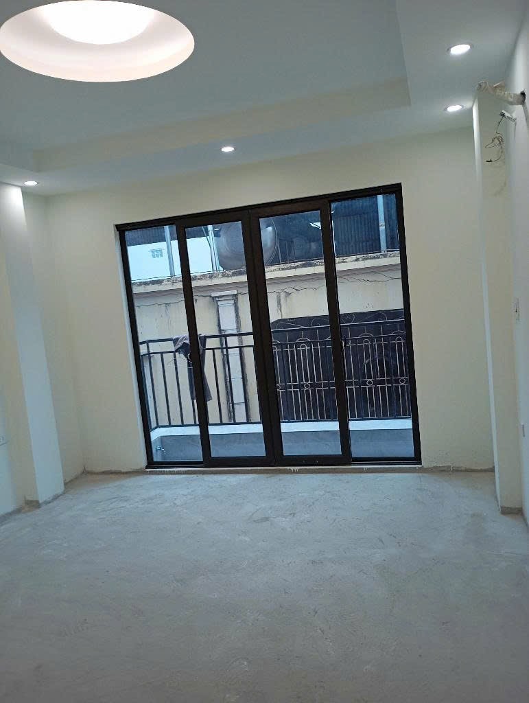 Nhà Mới Xây 7 Tầng, Thang Máy, Gần Hồ Tây, Lạc Long Quân