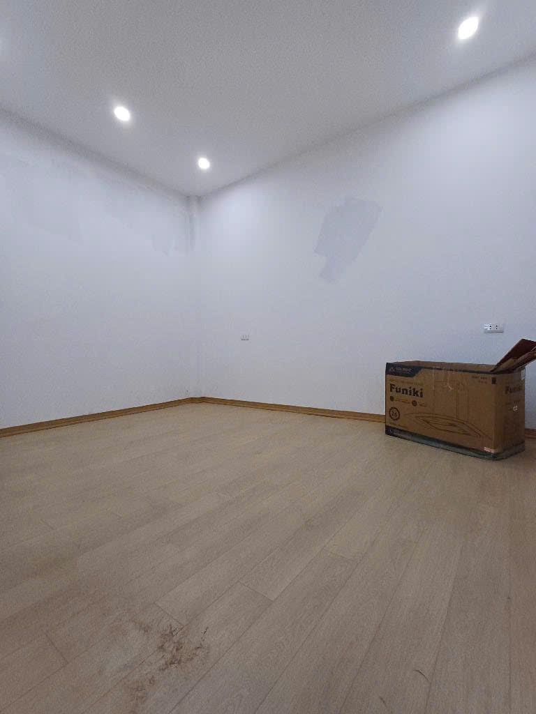 Bán nhà phố Vĩnh Hưng, Hoàng Mai - 45m2, 4 phòng ngủ - 5.8 tỷ - Ngõ thông thoáng