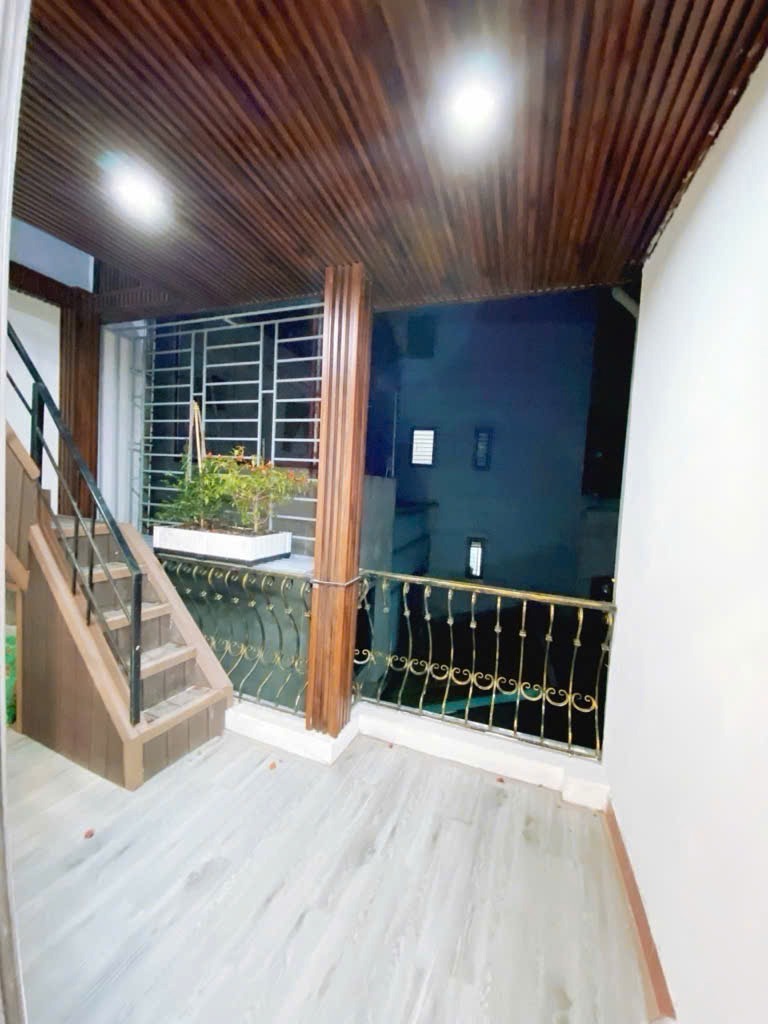 Nhà Mới Đẹp 5 Tầng, 6 Phòng Ngủ - Vĩnh Hưng, Hoàng Mai - Giá Chỉ 5 tỷ