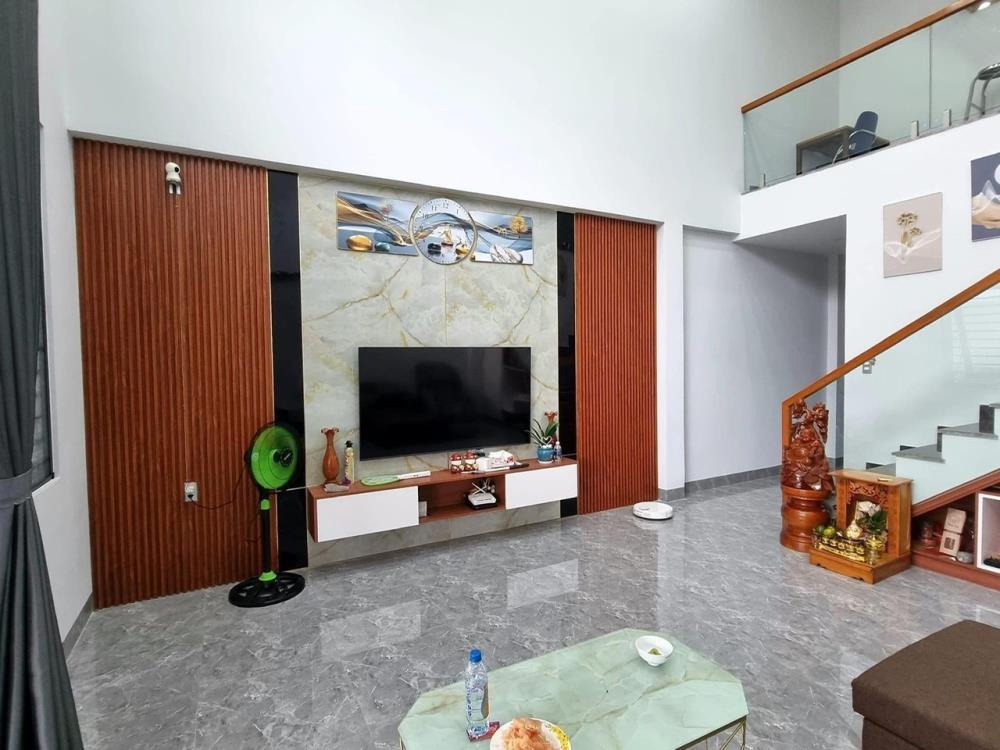 Bán Gấp Nhà Hóc Môn 60m2, 1 Tỷ 650 Triệu - Cho Thuê Ổn Định