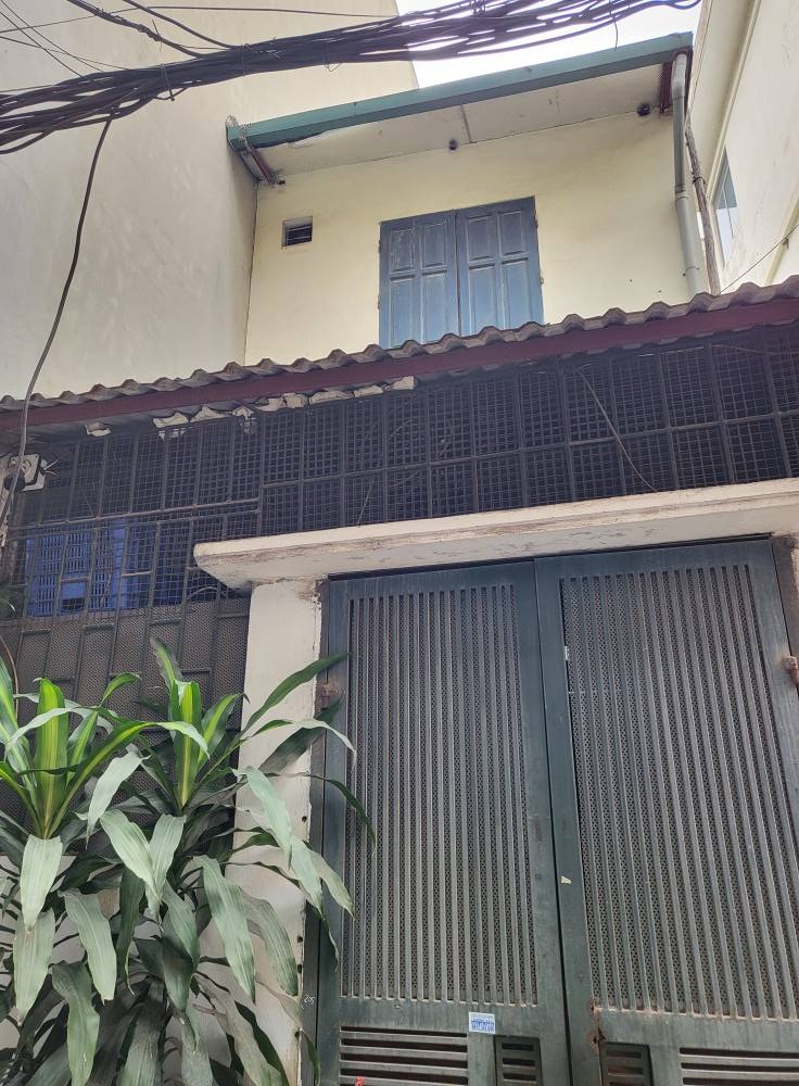 Bán Đất Tặng Nhà, Oto Đỗ Cửa, Ngõ Rộng - Văn Thái