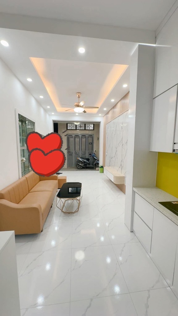 Bán nhà hiếm có giữa lòng phố Hà Nội - Vị trí đắc địa, thiết kế sang trọng