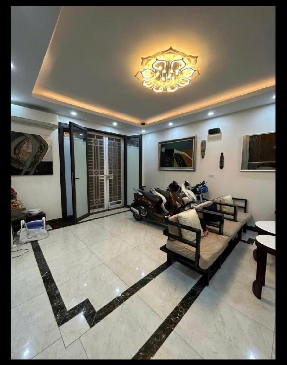 Siêu phẩm Kim Mã: 56m2, 4 Tầng, Giá 11.95 Tỷ - Vị Trí Vàng, Full Nội Thất