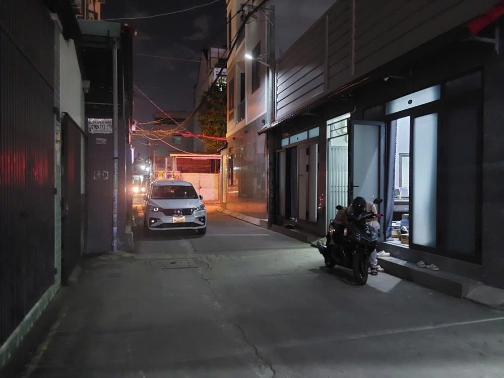 Bán 3 Lô Đất Thổ Cư 51m2, Linh Trung, Thủ Đức - Giá 5.75 Tỷ (Sổ Hồng)