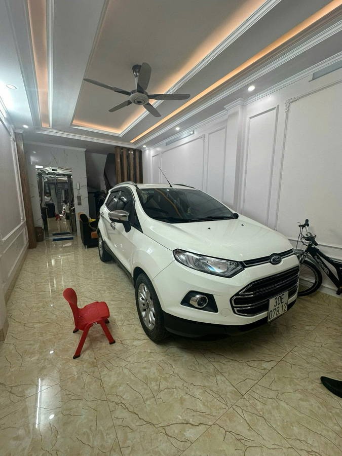 Bán nhà phố Nguyễn Ngọc Nai 40m2 x 7 tầng, thang máy, gara ô tô, gần phố