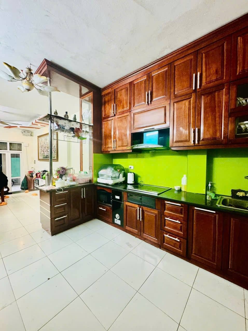 Nhà Đẹp Thanh Xuân: 8 Tỷ - 45m2 x 5 Tầng - Ô Tô Đỗ Cửa - Gần Royal City