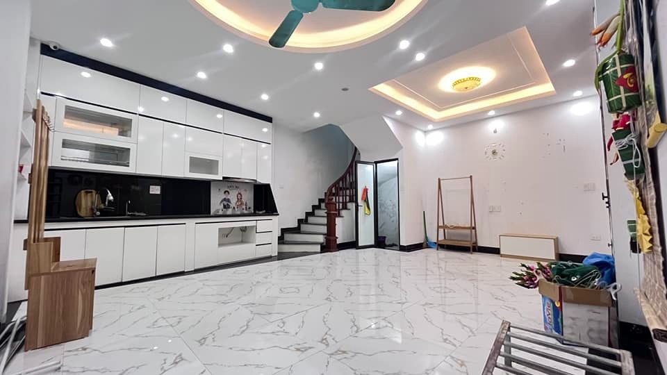 Nhà phố Vạn Phúc 5 Tầng, Ô Tô Đỗ Cửa, 41m2 - Giá Tốt