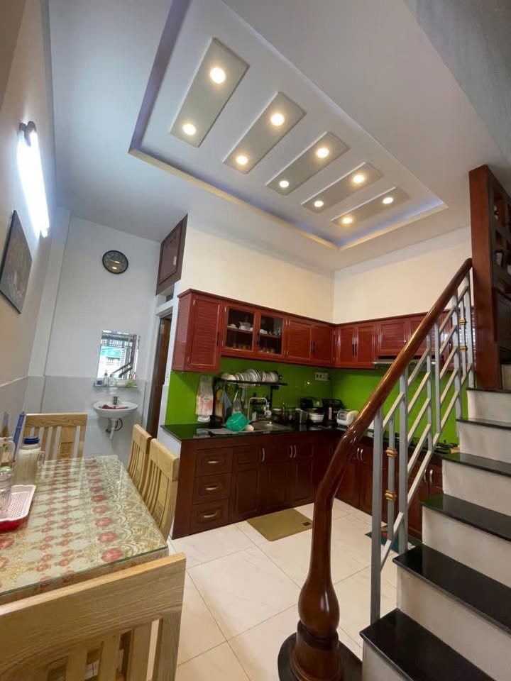 Bán nhà 1 trệt 1 lầu Mặt Tiền Phú Hòa Đông, Củ Chi - 126m2, SHR