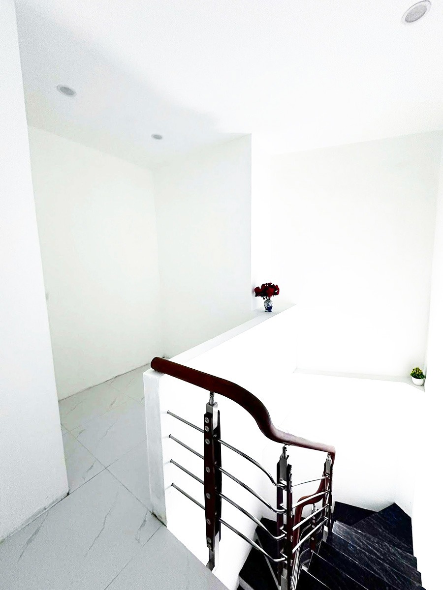Nhà Đẹp Đống Đa 5.38 Tỷ - 3PN Nội Thất Xịn, Ngõ Thông Thoáng, Pháp Lý Sạch