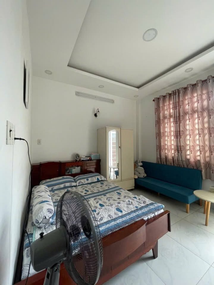 Bán nhà 1 trệt 1 lầu Mặt Tiền Phú Hòa Đông, Củ Chi - 126m2, SHR