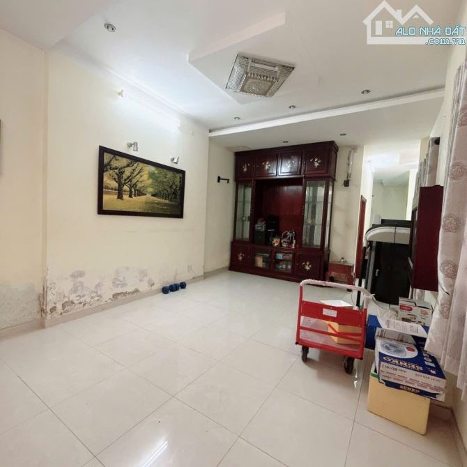 Nhà Gò Vấp 3 Tầng, 105m2, Giá 7.98 Tỷ - Nguyễn Văn Khối