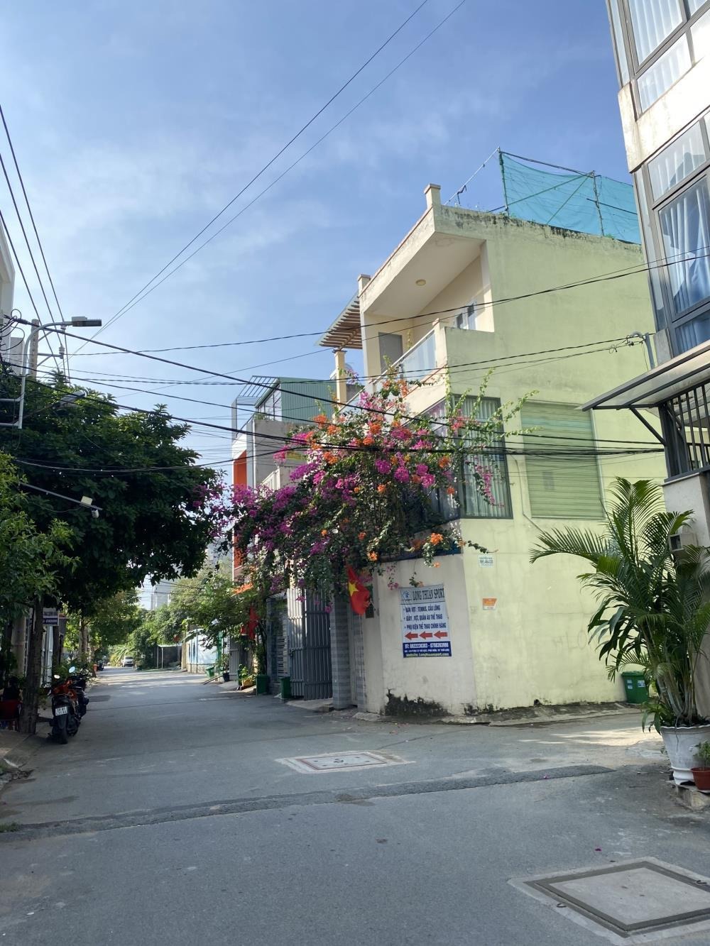 Bán Nhà 4 Tầng Hẻm Xe Hơi Quận 9 - Gần Melosa Garden, Giá 5 Tỷ+