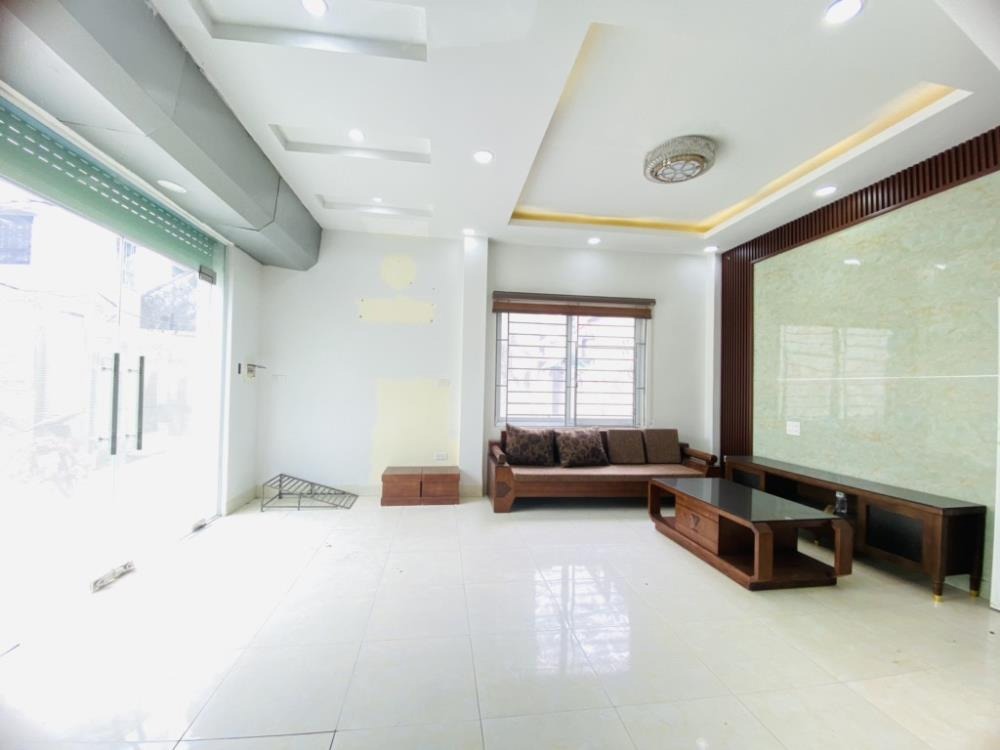 Bán Nhà 4 Tầng Lô Góc, 2 Mặt Ngõ Thoáng, Gần Ga Yên Nghĩa, Hà Đông
