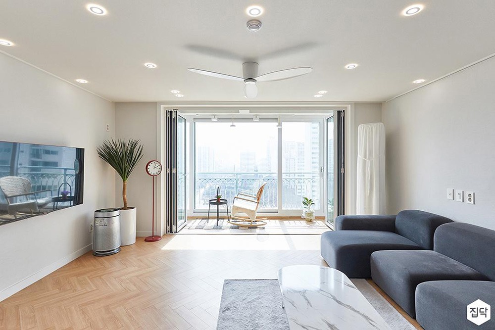 Bán Căn Hộ HH1 Dương Đình Nghệ 80m2 - 2PN, 2WC, Giá 5.* Tỷ - Full Nội Thất