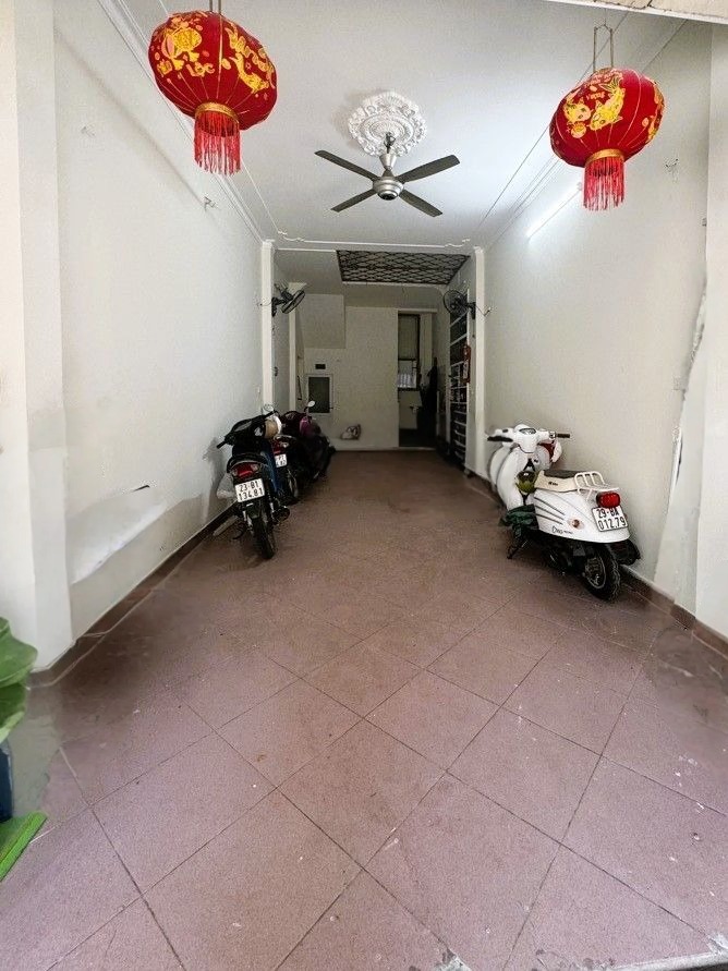 Chỉ 13 Tỷ Sở Hữu Nhà Mặt Ngõ VIP, Ngõ Rộng, Cầu Giấy
