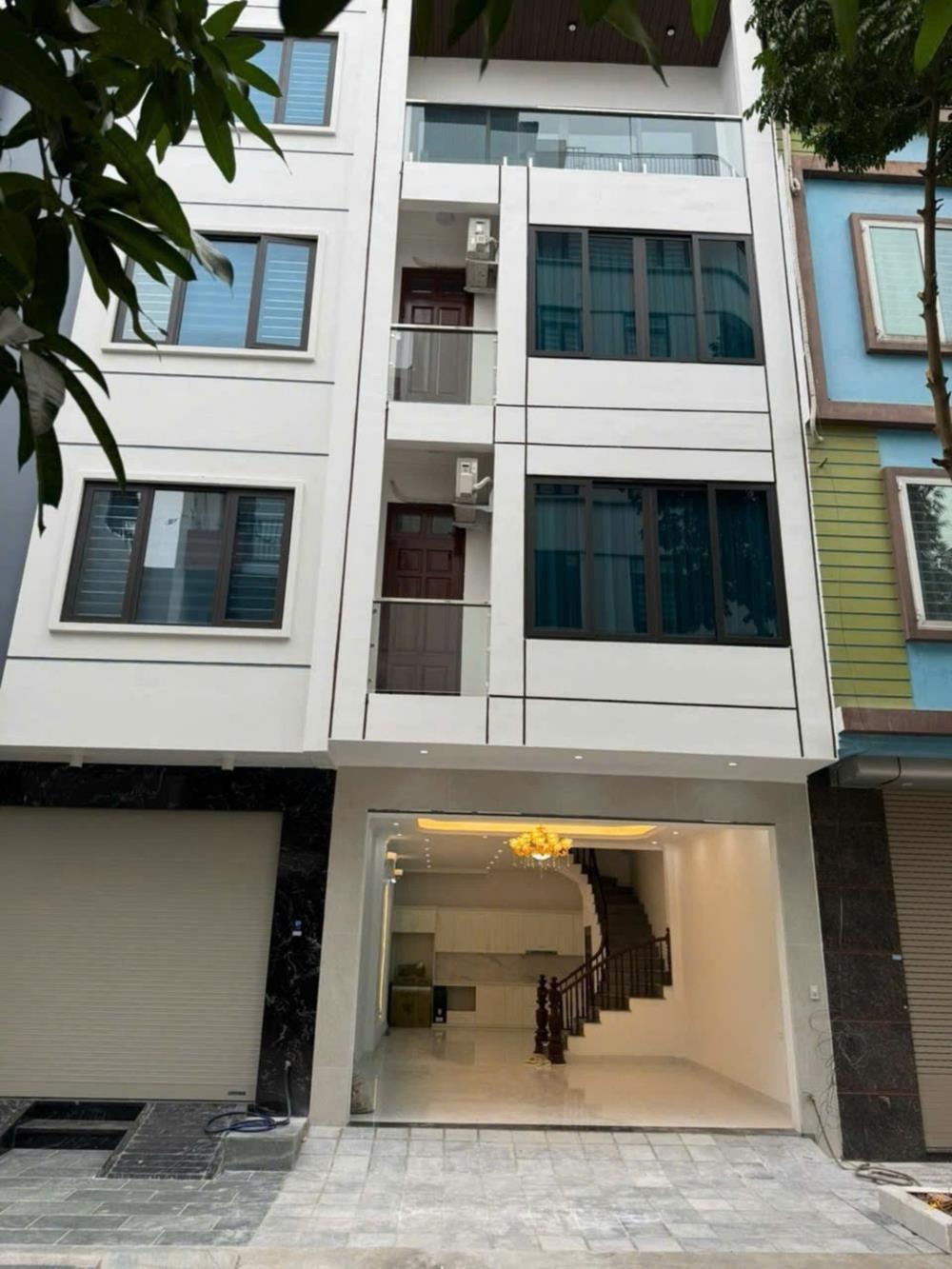 Bán nhà Mậu Lương - 4 tầng, 50m2, Giá 12.6 tỷ - Vị trí đắc địa