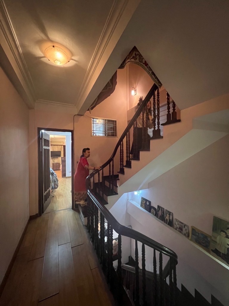 Bán nhà phố Đống Đa: 76m2, Ô tô đỗ cửa, Giá 13.5 tỷ - Mrs Vinh 0982038389