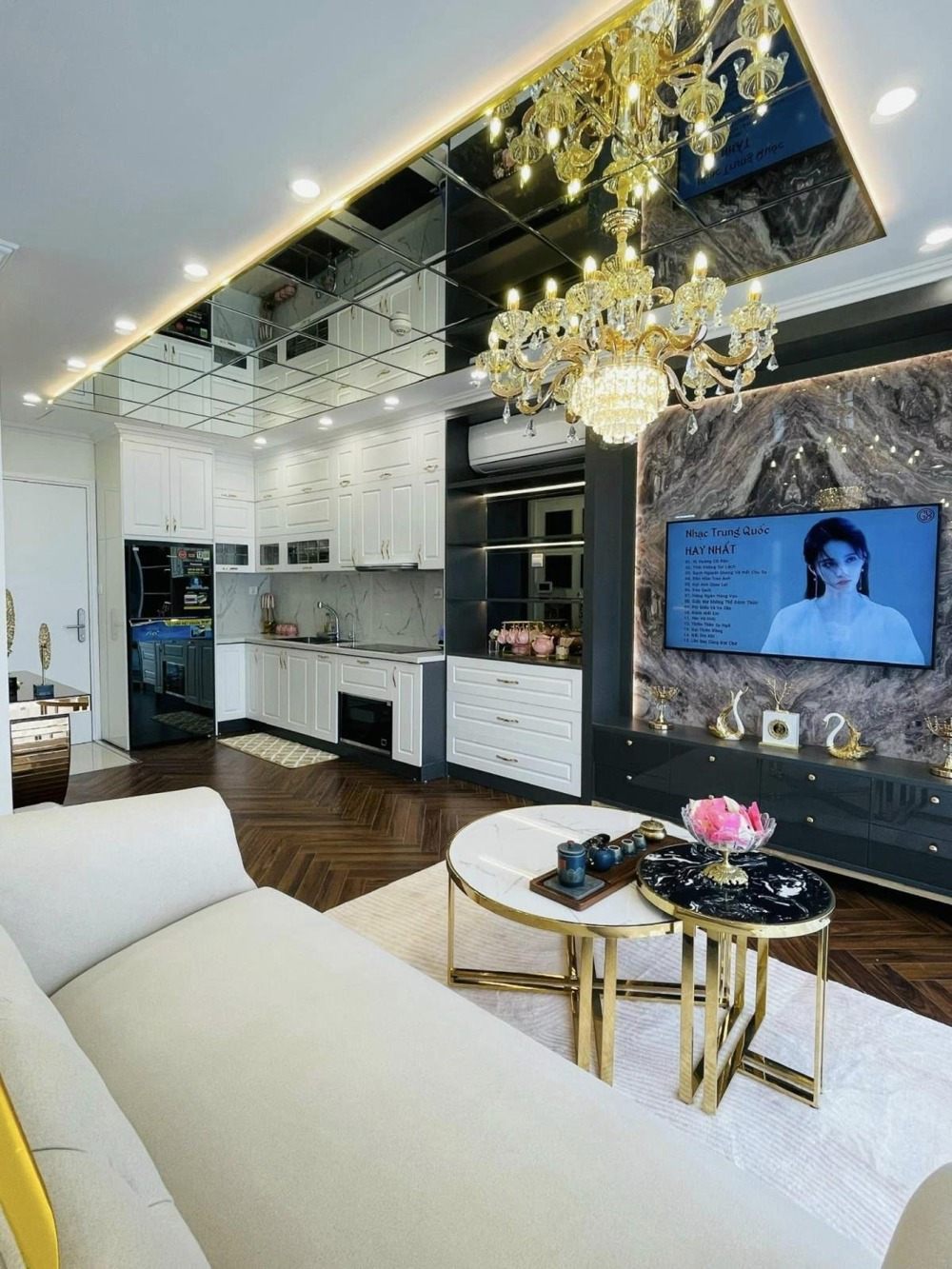 Căn Góc 2PN, 70m2, Full Nội Thất Cao Cấp VinHomes Ocean Park - Giá 3.3 Tỷ