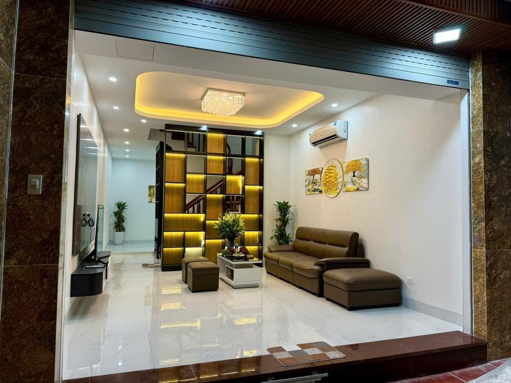 Nhà Mới 4 Tầng Full Nội Thất Thanh Xuân - 52m2, Giá 10.98 Tỷ