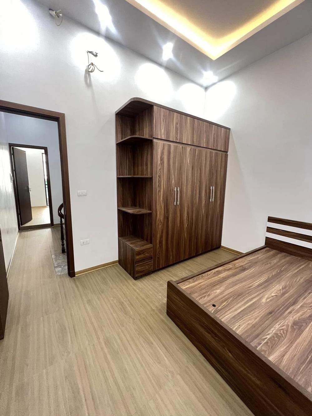 Khương Hạ Thanh Xuân - 7 tỷ - Nhà Mới Mặt Ngõ Ô Tô Kinh Doanh - Siêu Hiếm