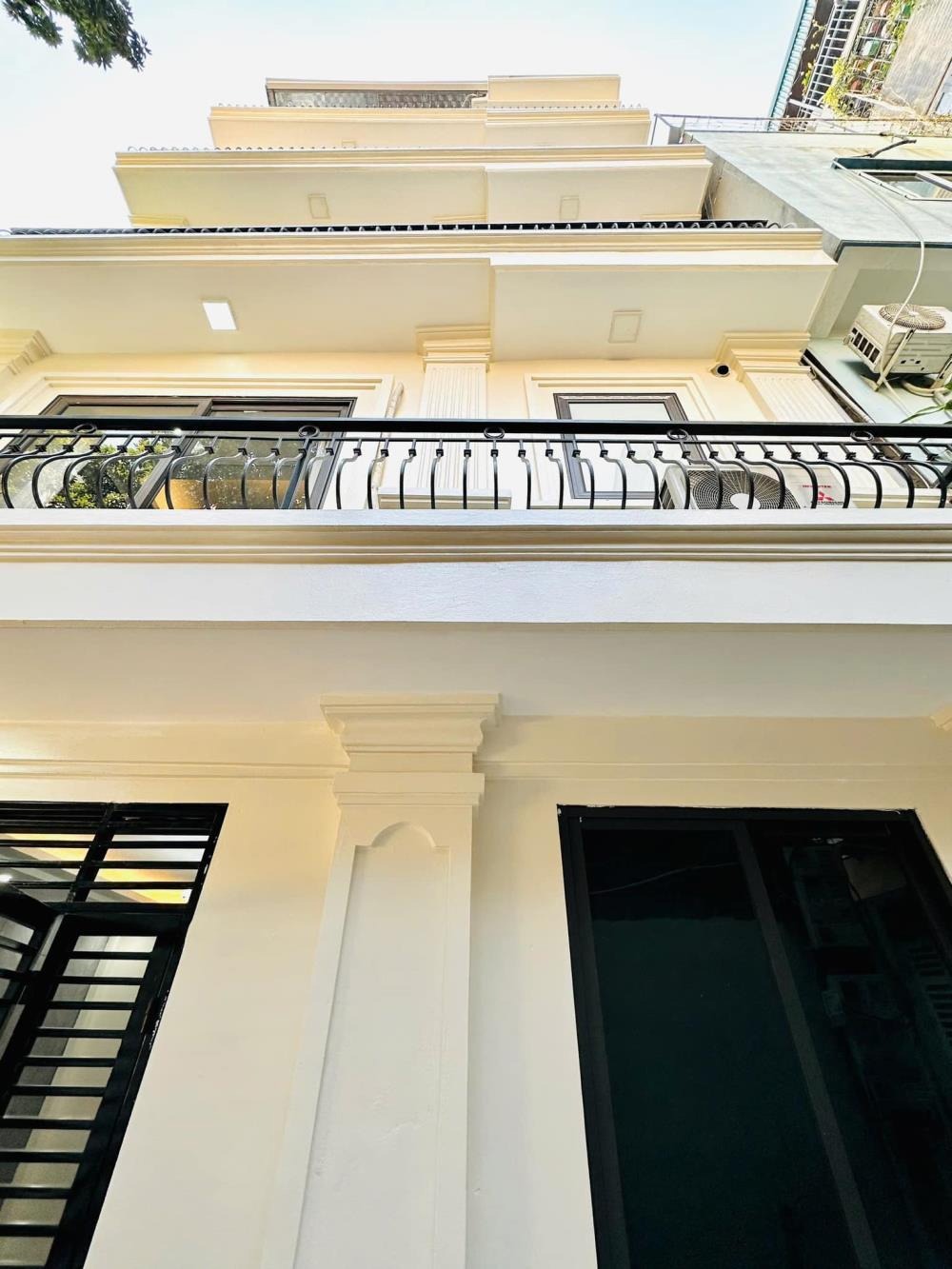 Siêu phẩm nhà phố Thượng Đình - 50m2, 4 tầng, Giá 7 tỷ 750 - Sơn 0397033017
