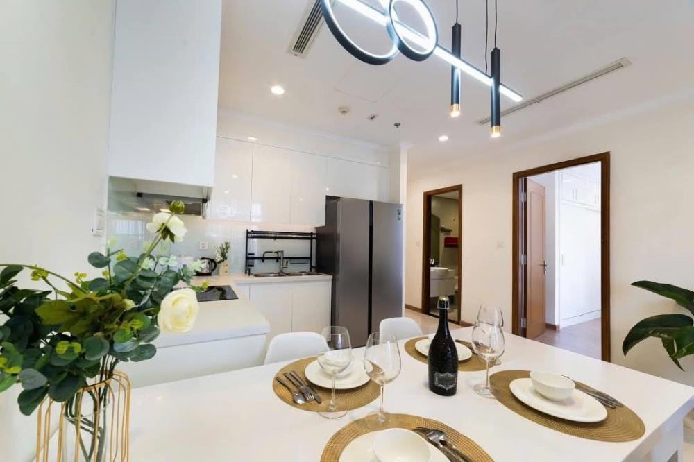 Căn Hộ 65m2, 2PN, View Hồ Bơi - Full Nội Thất, Dọn Vào Ở Ngay - Phạm Văn Đồng