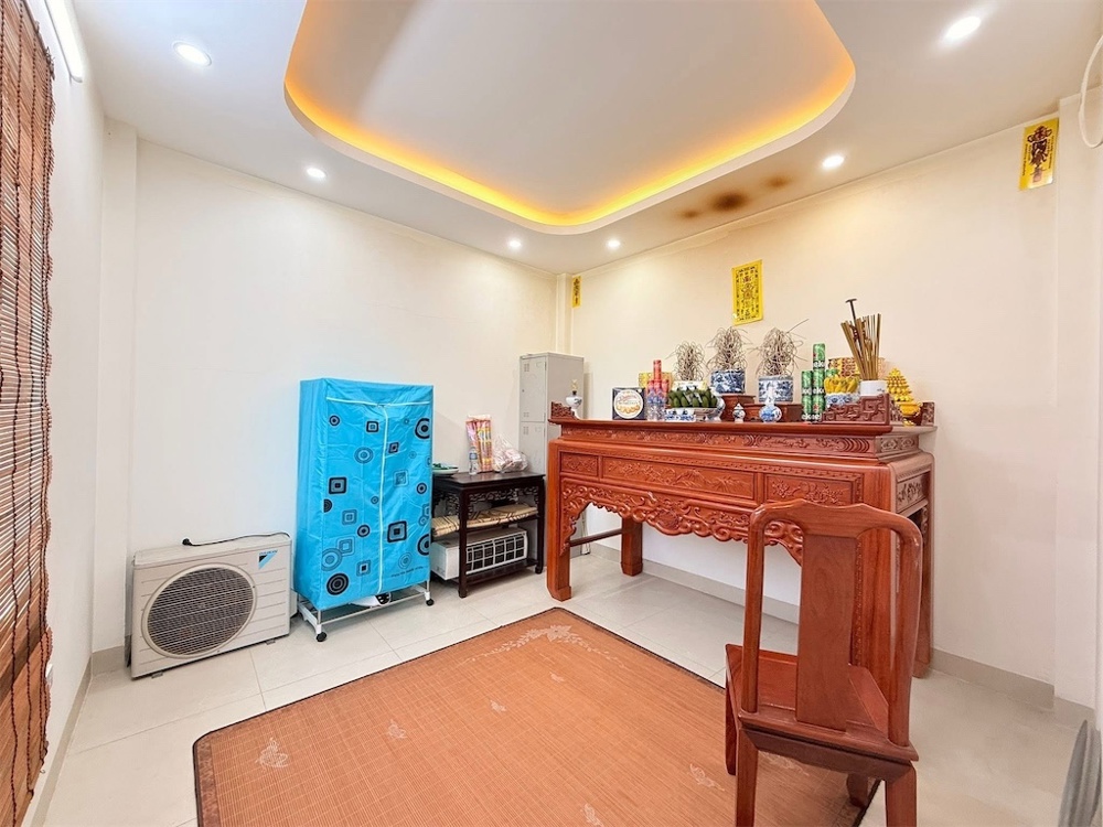 Nhà Đẹp Giá Tốt Tại Bùi Xương Trạch, Thanh Xuân - 40m² x 3 Tầng - Chỉ 3.65 Tỷ