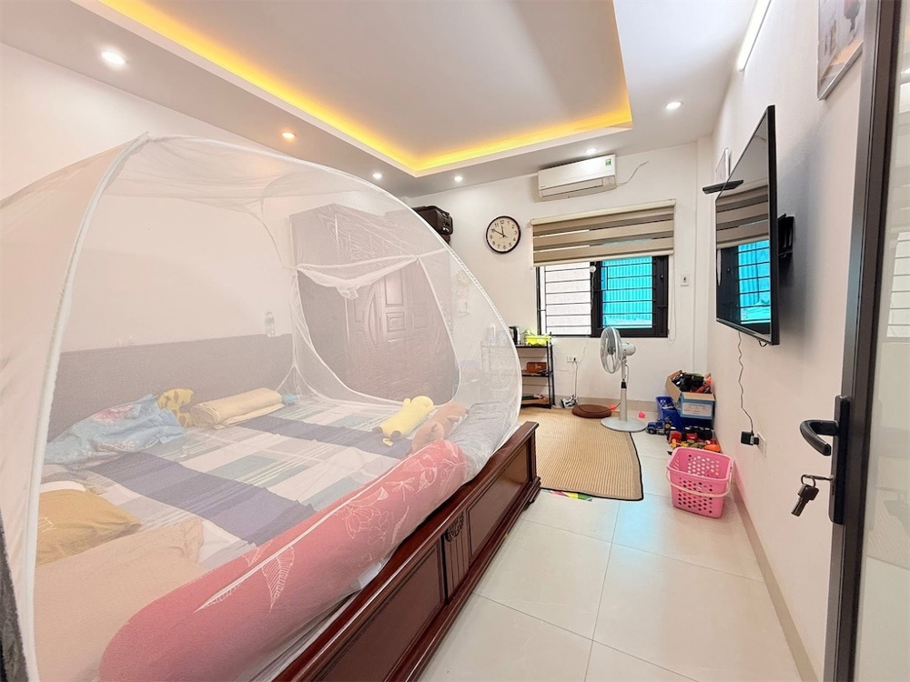Nhà Đẹp Giá Tốt Tại Bùi Xương Trạch, Thanh Xuân - 40m² x 3 Tầng - Chỉ 3.65 Tỷ