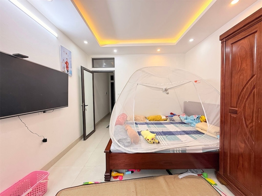 Nhà Đẹp Giá Tốt Tại Bùi Xương Trạch, Thanh Xuân - 40m² x 3 Tầng - Chỉ 3.65 Tỷ