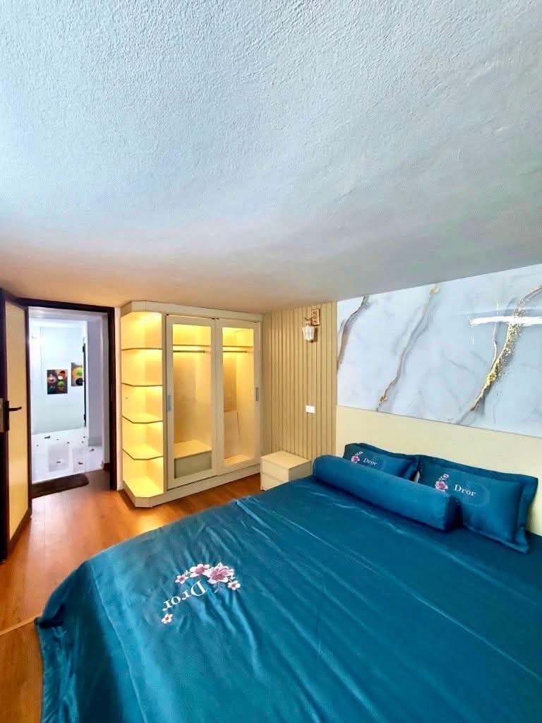 Nhà đẹp chợ Mơ 38m², 5 tầng, thang máy, full nội thất - Vị trí trung tâm