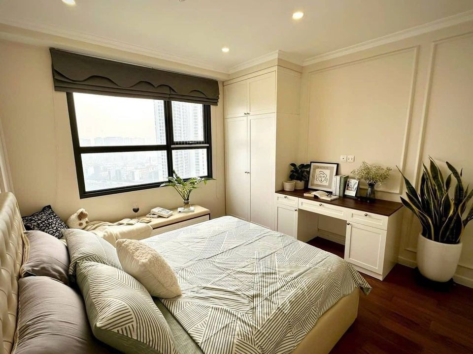 Căn hộ 3PN Vinhomes D’Capitale 83m2 - Full đồ - Giá Tốt Nhất