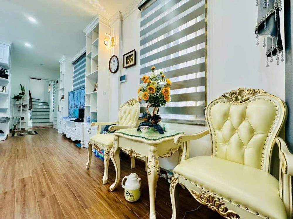Siêu phẩm lô góc phố Bạch Mai: 23.8 tỷ - 49m² - Thông thoáng - Sang trọng - Ô tô vào tận cửa
