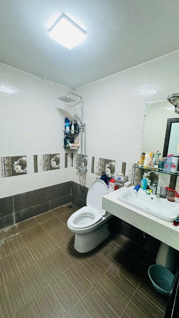 Nhà Vừa Ở Vừa Kinh Doanh, Ô Tô Đỗ Cửa - Vị Trí Đắc Địa