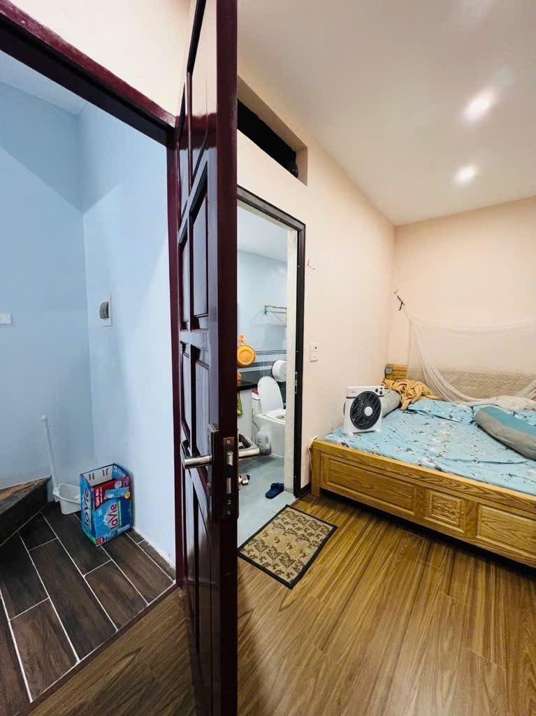 Nhà 5 Tầng 32m² Ngay Cầu Đen, Hà Đông - Giá Chỉ 5.35 Tỷ