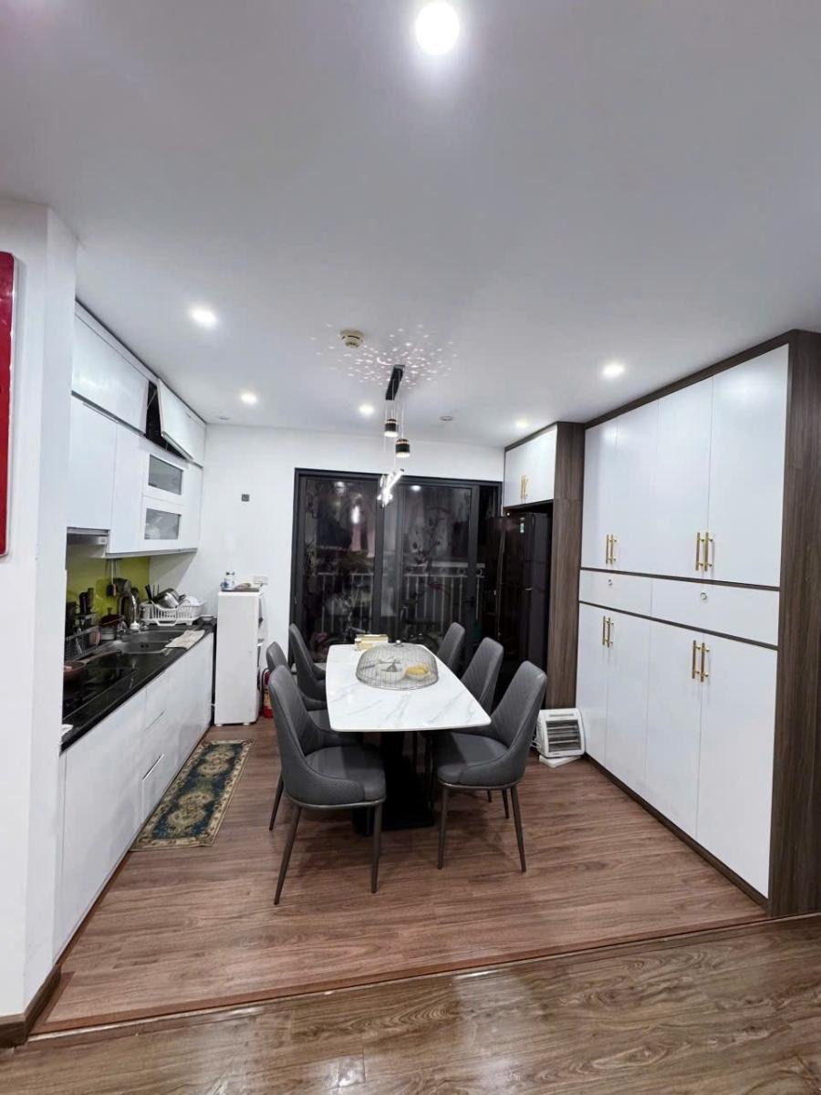 Căn hộ 3PN Tây Hà Tower: 120m², View đẹp, Giá 7.68 tỷ