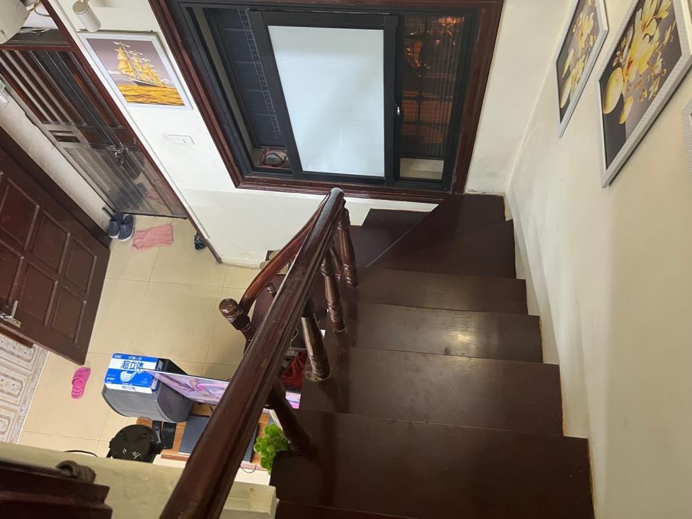 Căn hộ tầng 1 Vĩnh Hồ Đống Đa 96m2 - Vị trí đẹp, tiện ích đầy đủ