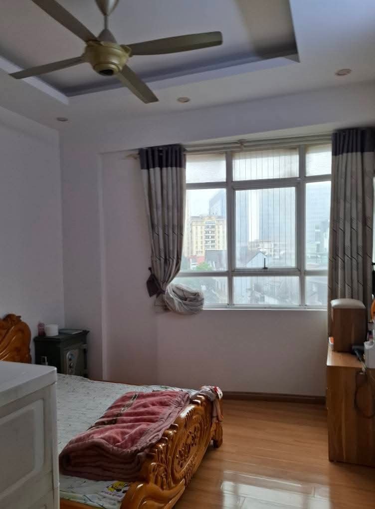 Căn Hộ CT5B Mễ Trì - 2PN, Full Nội Thất, View Đẹp - Giá 5 Tỷ