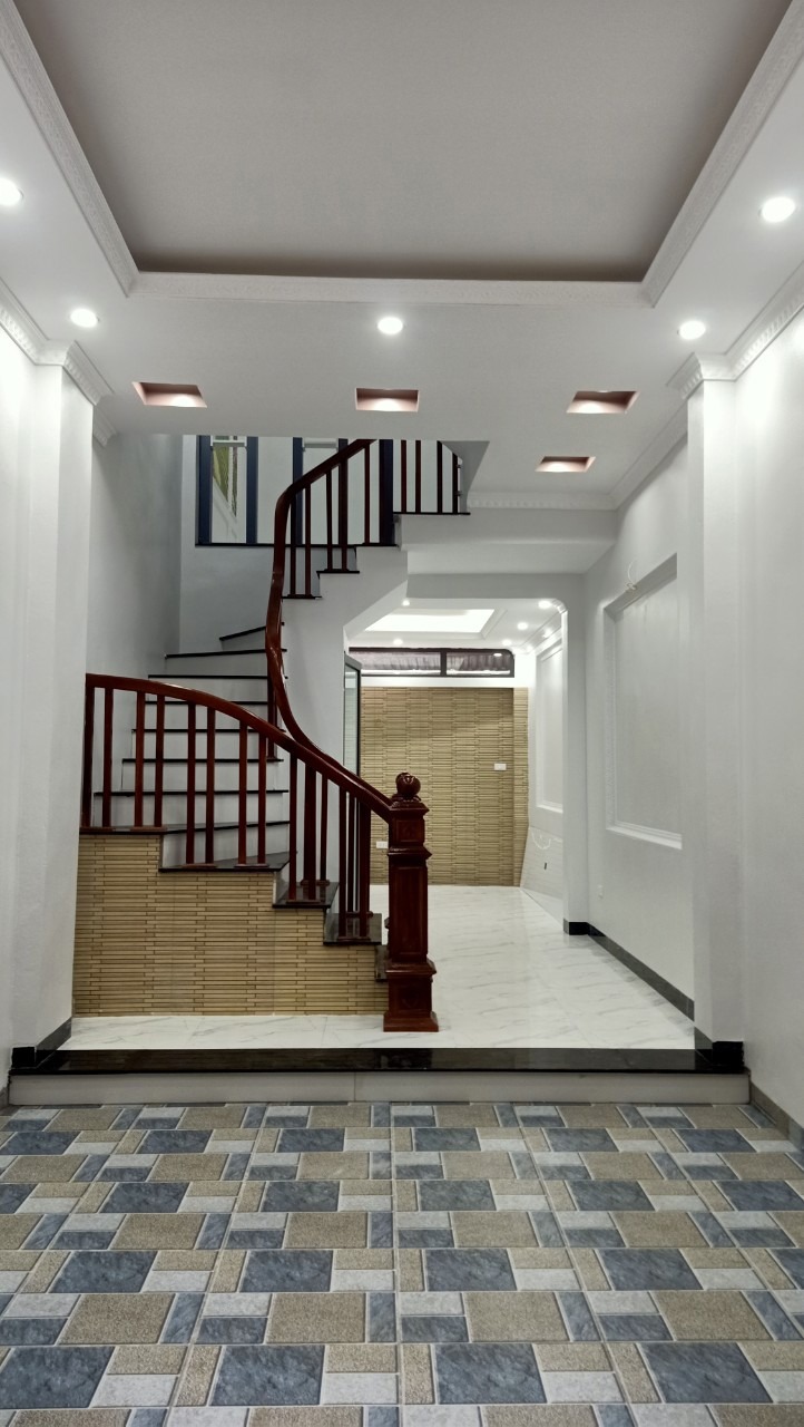 Duy Nhất Bán Nhà Hà Trì Gần Trường Lê Lợi 36m2, 5 Tầng, Giá 5.5 Tỷ