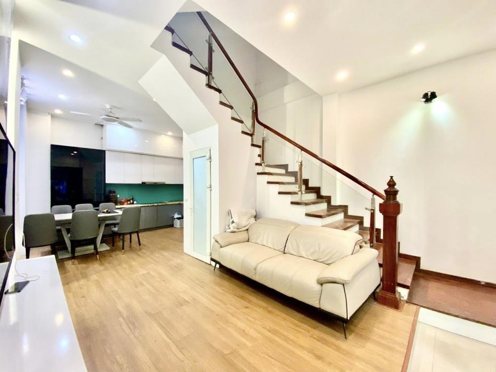 Siêu phẩm 7 tỷ nhà 5 tầng, 60m2 Hữu Hưng Tây Mỗ - Vị trí đẹp, tiện ích đầy đủ